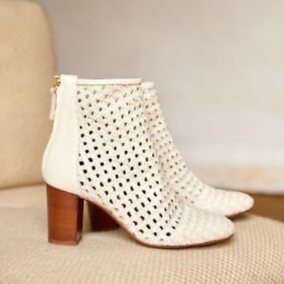 SEZANE French Alba White Ecru Plaited Leather Boot US Sz 7.5/8 - Picture 1 of 6